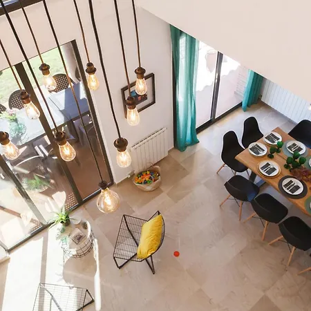 וילה Wine Experience Center - & Wine *