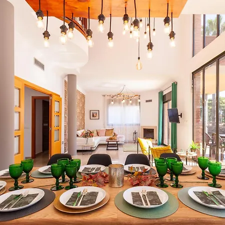 Villa Wine Experience Center - & Wine Salou